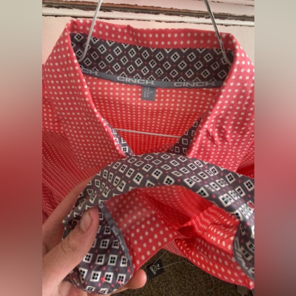 Cinch button down
